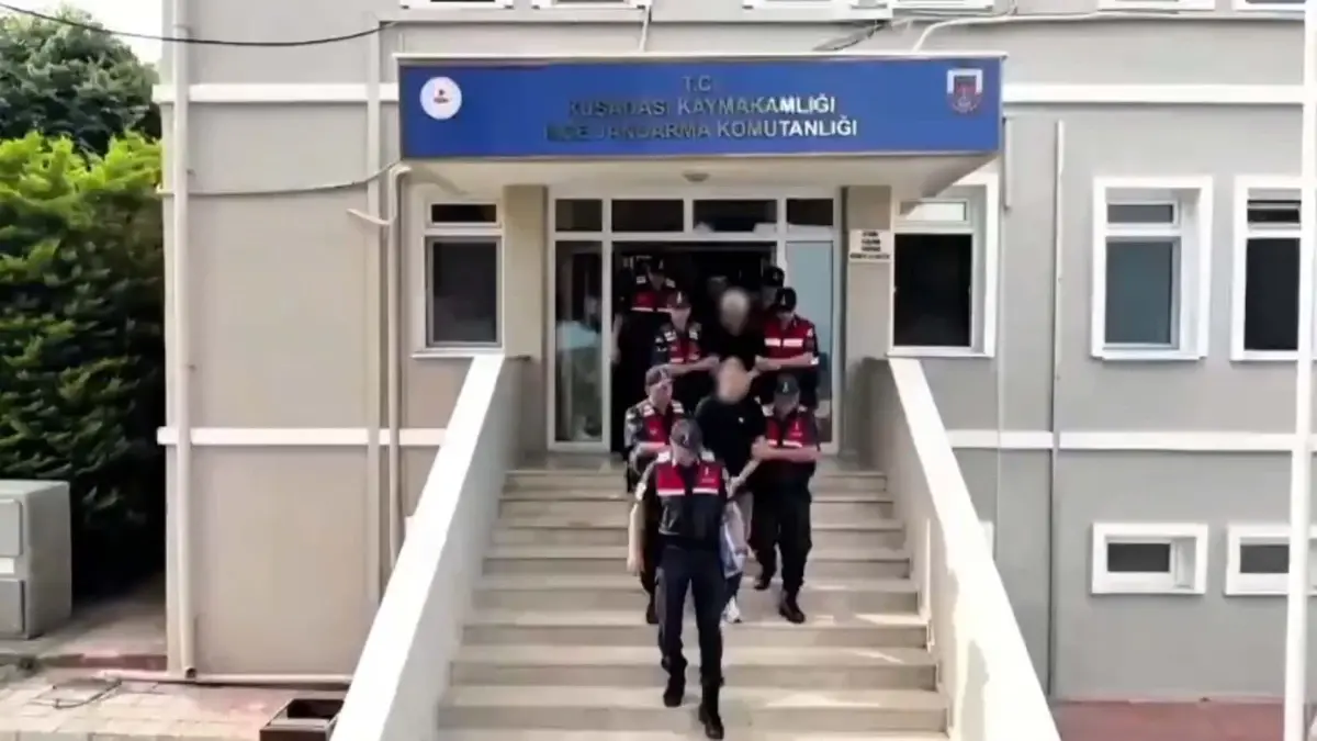 aydin-merkezli-dolandirici-hata-orgutune-operasyon-20-tutuklama-NtAVJqYN.jpg
