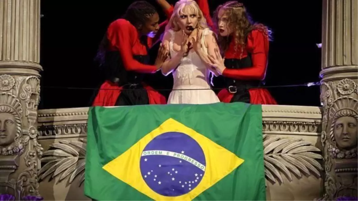 dunyaca-unlu-sarkici-lady-gaganin-konserinde-bombali-saldiri-engellendi-TlyP4dtg.jpg