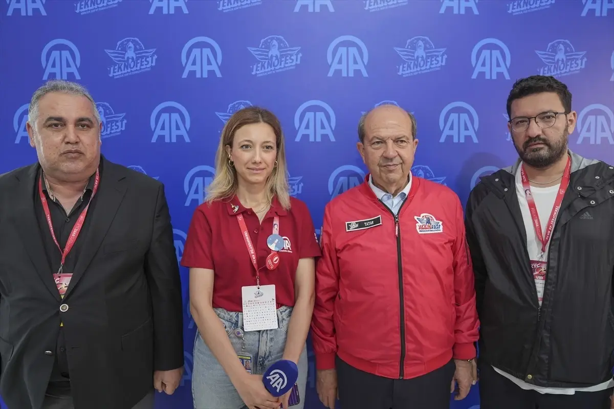 kktc-cumhurbaskani-tatar-teknofest-kktcde-aa-standini-ziyaret-etti-aciklamasi-tKYAy4xU.jpg