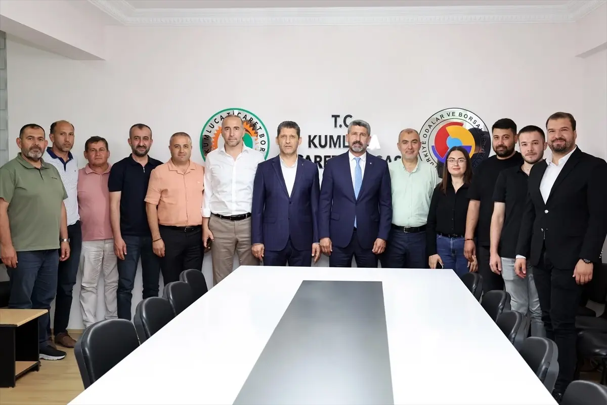 ak-parti-antalya-vilayet-lideri-kumluca-ticaret-borsasini-ziyaret-etti-mN3eWdvz.jpg
