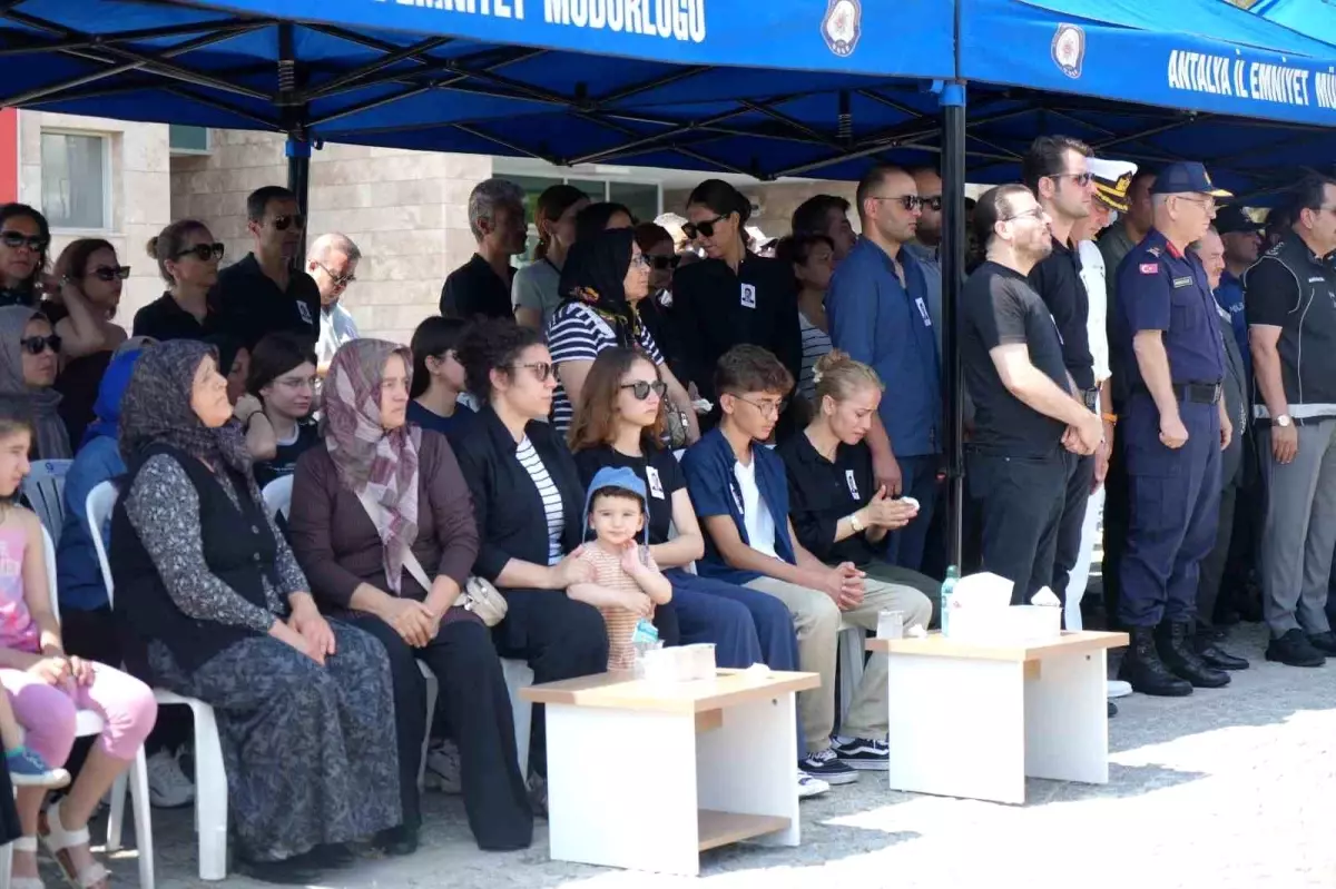 akciger-kanseri-nedeniyle-hayatini-kaybeden-kidemli-baspolis-memuru-ugurlandi-ED362xRt.jpg