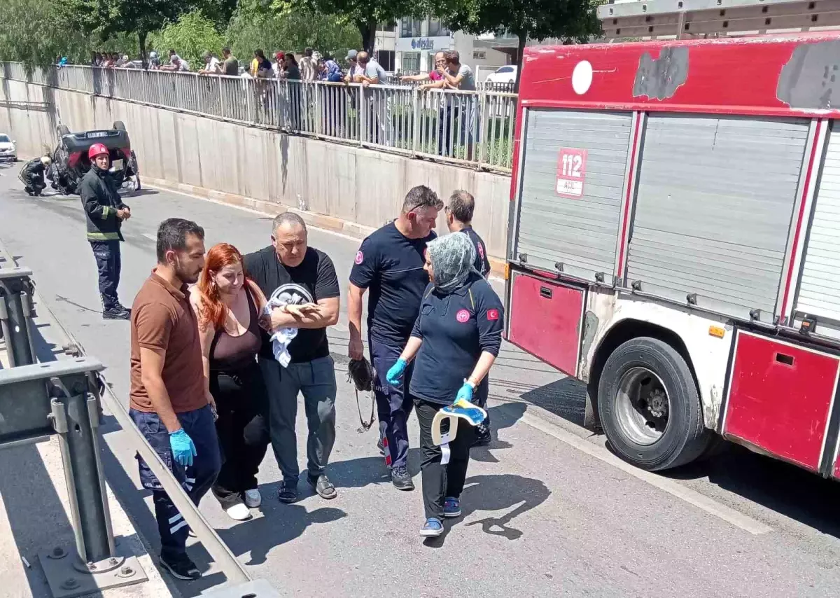 antalyada-direksiyon-hakimiyetini-kaybeden-arac-takla-atti-nKKrskTw.jpg