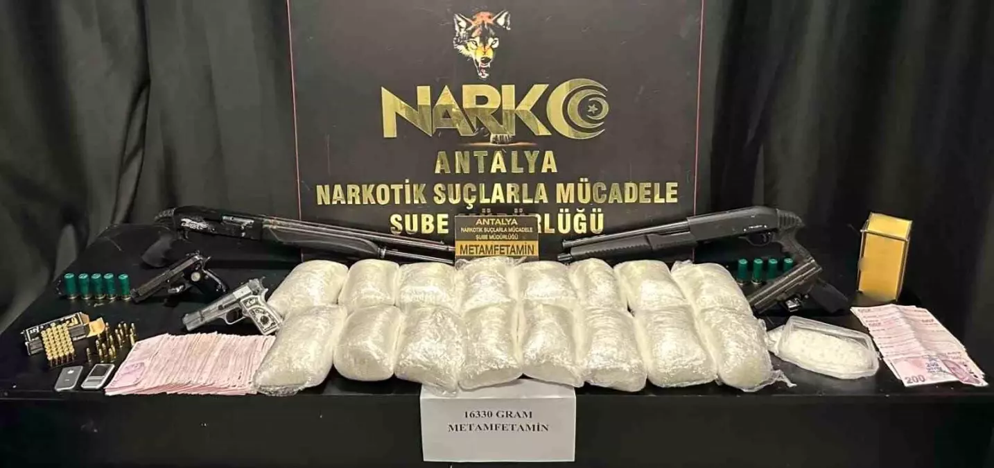 antalyada-uyusturucu-operasyonlari-33-kuskulu-gozaltina-alindi-Px3ObphI.jpg