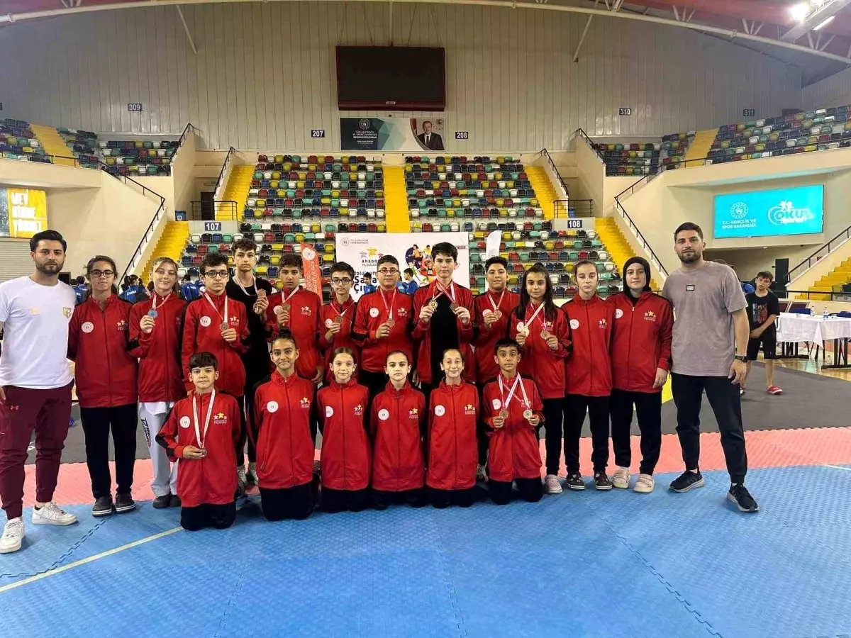 aydin-taekwondo-ekibi-anadolu-yildizlar-liginde-tarihi-muvaffakiyete-imza-atti-JUZ6LbN4.jpg