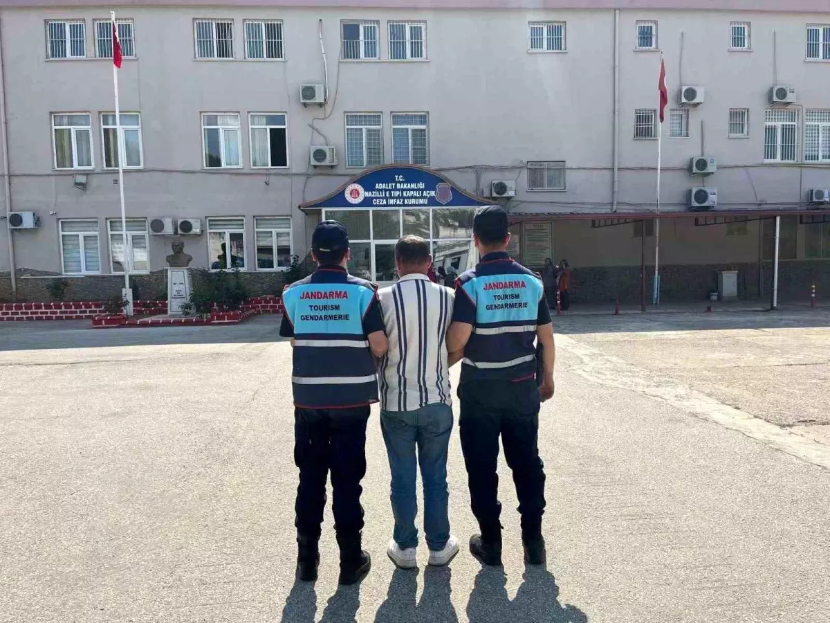 aydinda-jandarma-operasyonu-27-aranan-sahis-yakalandi-um7au2rr.jpg