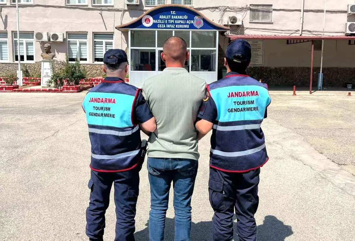 aydinda-jandarma-takimlari-3-aranan-sahisi-yakaladi-bmlXHq6U.jpg