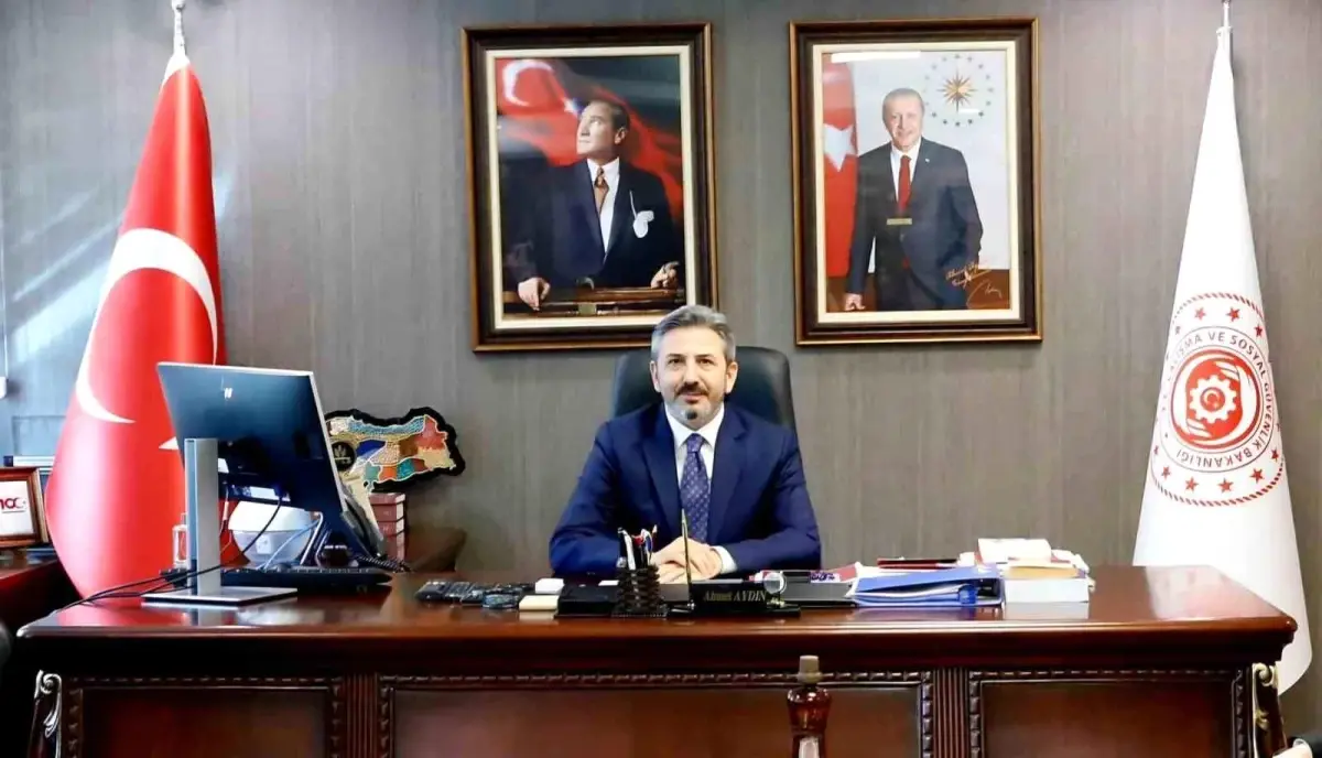 bakan-yardimcisi-aydindan-yeni-anayasa-vurgusu-uWnxqJUh.jpg