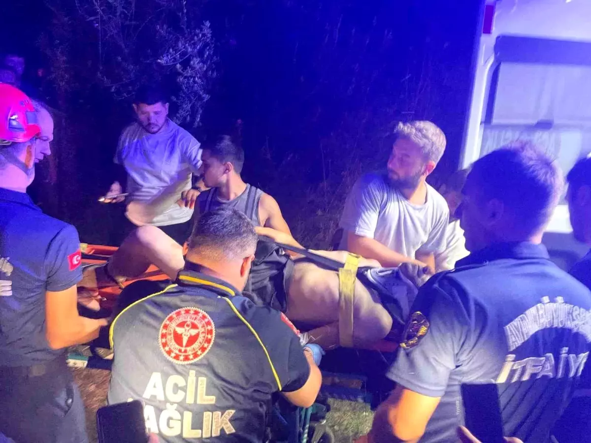 efelerde-motosiklet-soforu-ucuruma-dustu-Nv1nzgWz.jpg