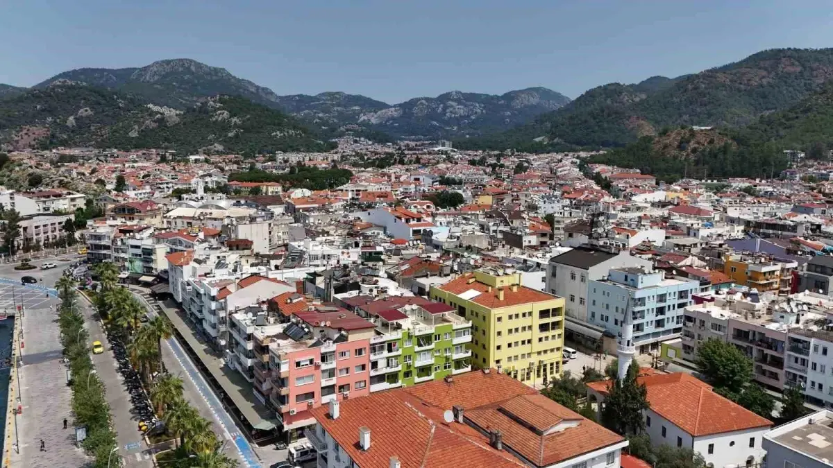 marmariste-58-siddetinde-sarsinti-panic-fakat-yikim-yok-nr27xGtL.jpg