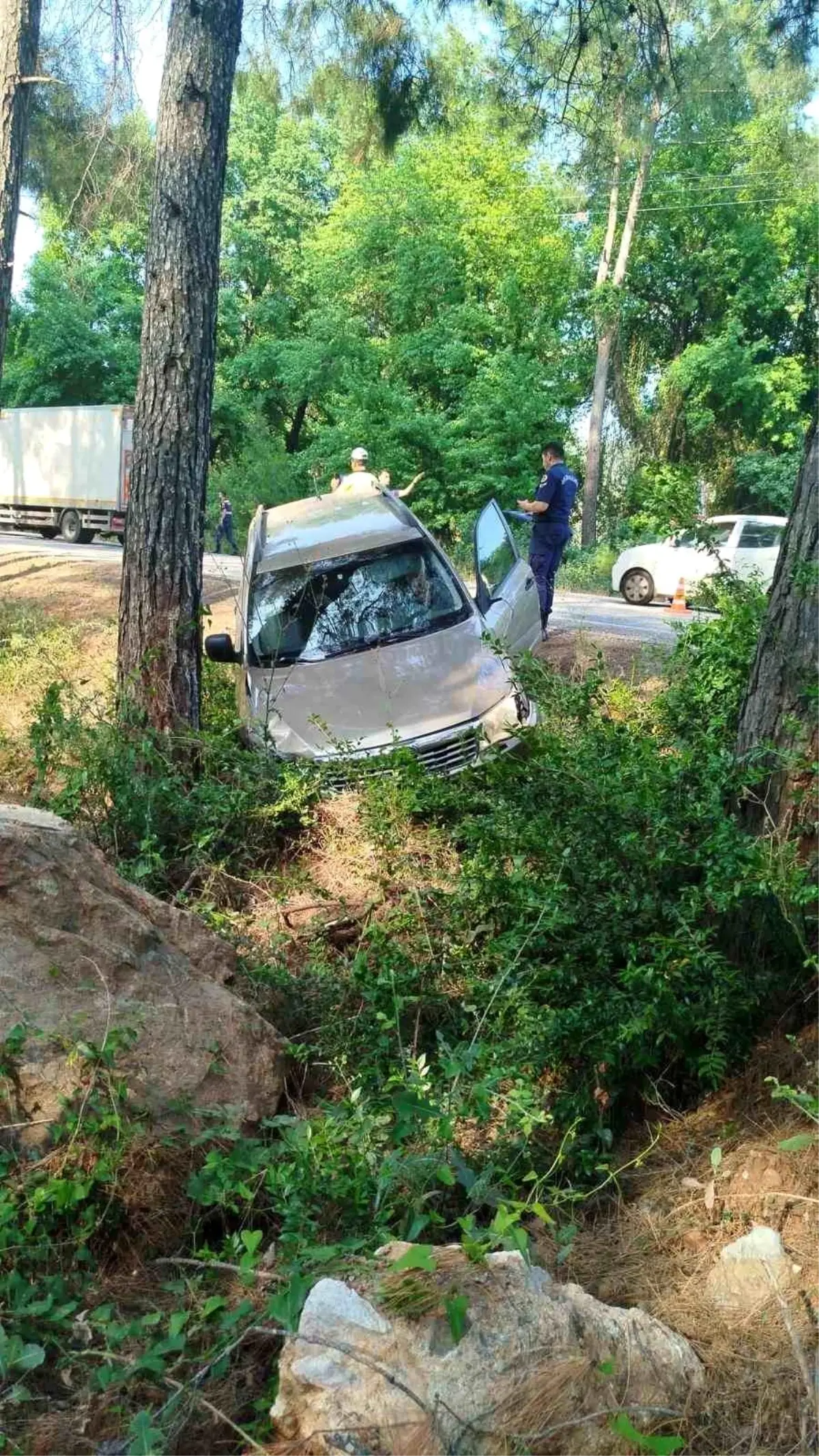 marmariste-zincirleme-trafik-kazasi-yaralanan-yok-9xQKbYhx.jpg
