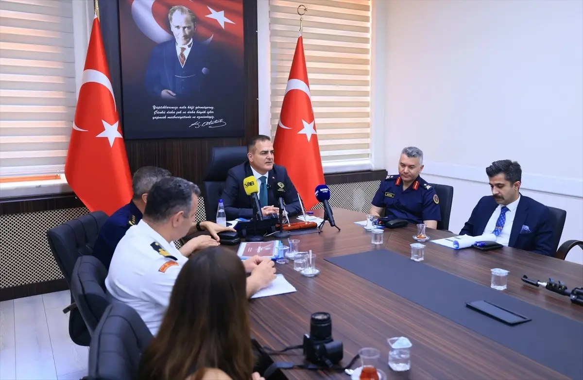 mugla-valisi-akbiyiktan-orman-yanginlarina-yonelik-teyakkuz-aciklamasi-N9yNzQrb.jpg