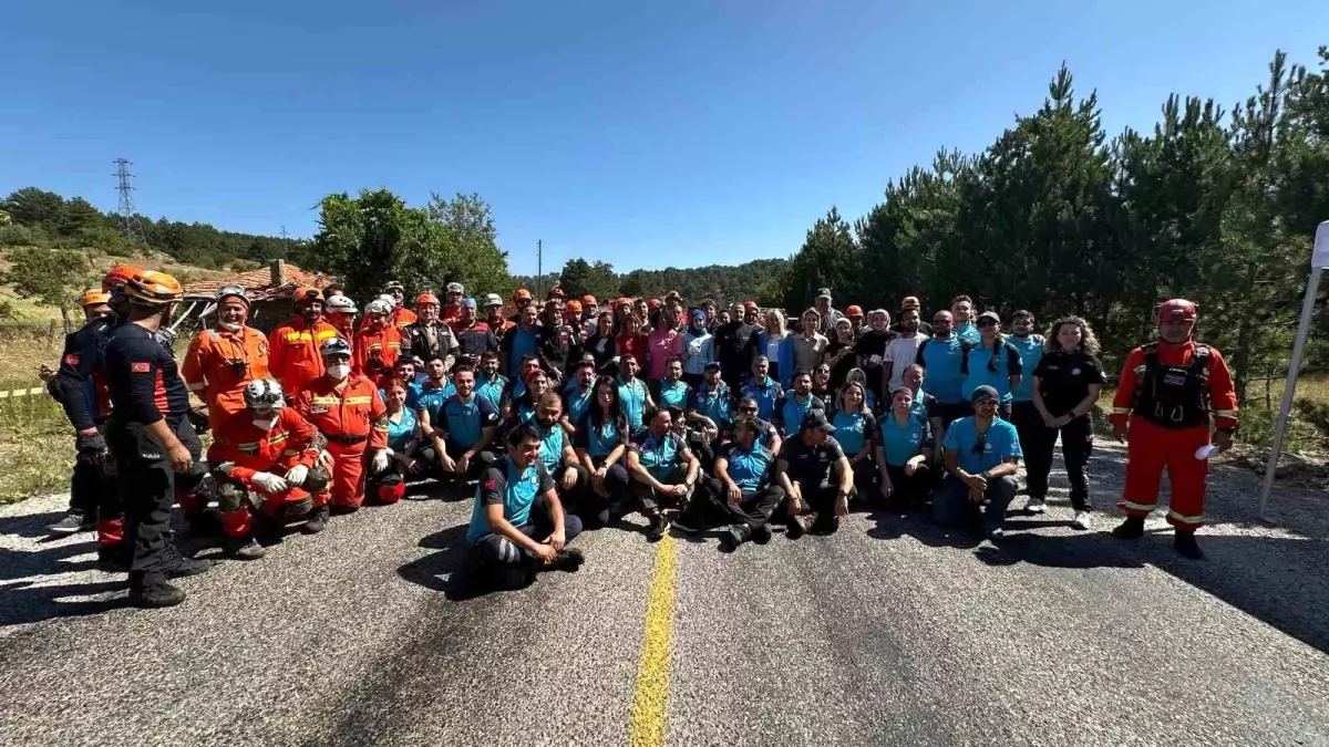 muglada-buyuk-zelzele-tatbikati-gerceklestirildi-B3PxOUgJ.jpg