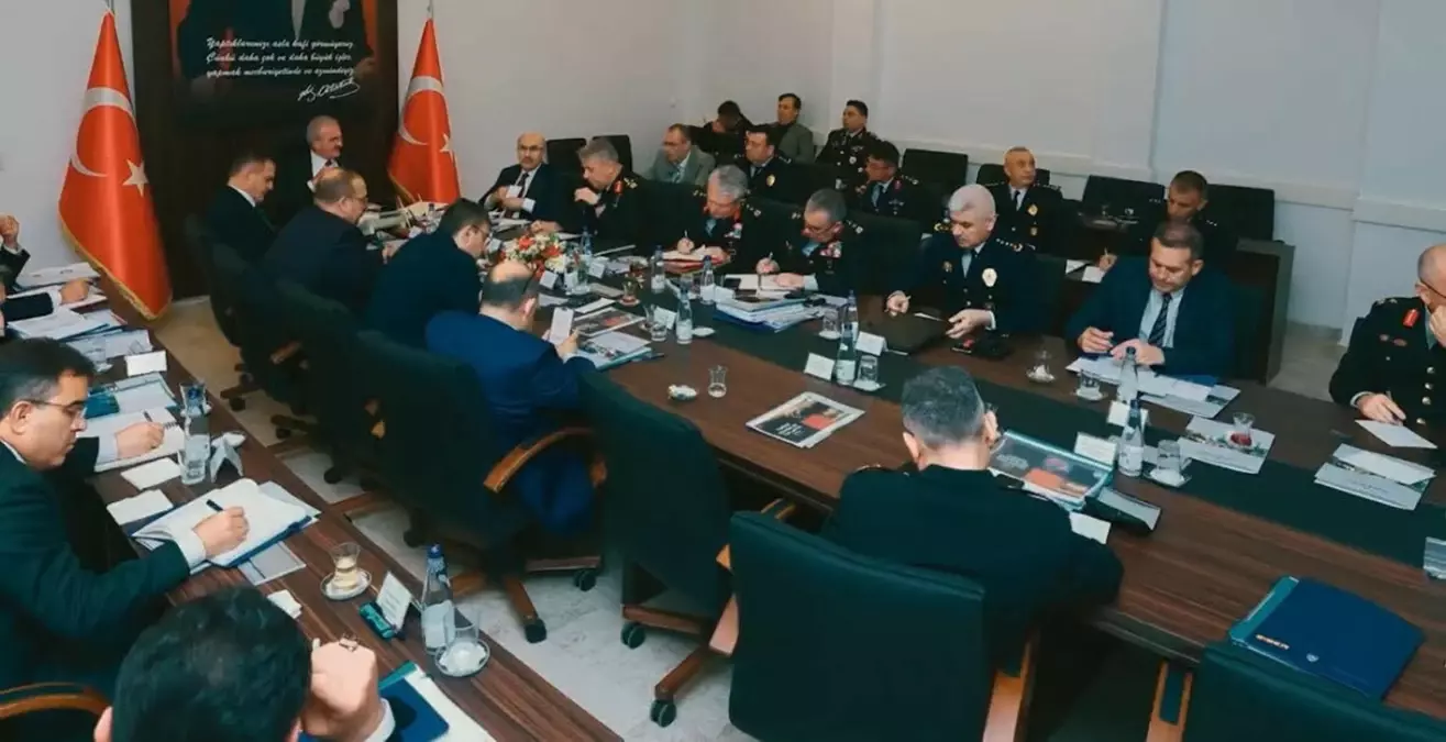 turizm-guvenligi-uyum-toplantisi-muglada-gerceklesti-ZPWOmB8L.jpg