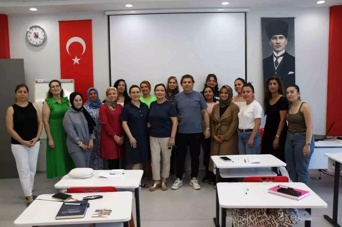 aydinda-bayan-istihdamini-artiracak-firin-ve-unlu-mamuller-egitimi-tamamlandi-AJKPM7RO.jpg