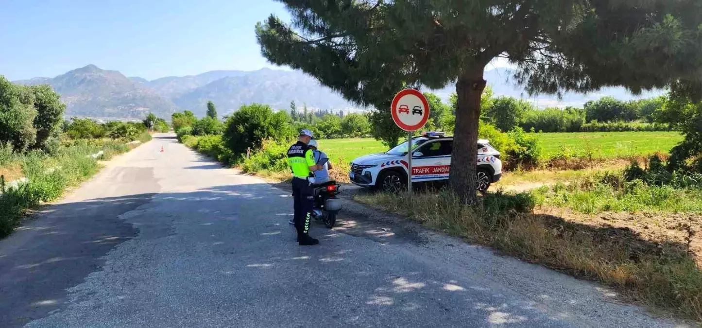 aydinda-motosiklet-kontrolleri-2-bin-66-arac-denetim-edildi-kfkB7jzS.jpg