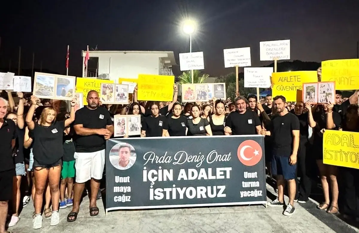 marmariste-arda-deniz-onat-icin-sessiz-yuruyus-duzenlendi-v4nkCIKu.jpg