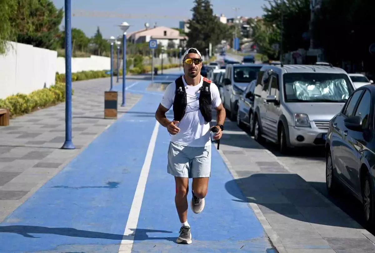 gurbetci-savas-coban-5-bin-kilometrelik-ultra-maratonla-turk-kulturunu-tanitiyor-xhuQM7U3.jpg